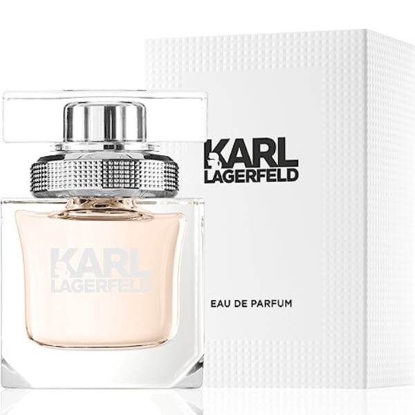Karl Lagerfeld, toda esa belleza inservible